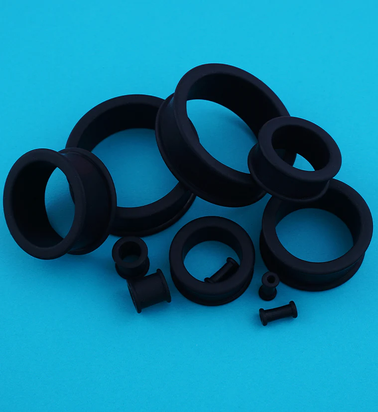 Black Silicone Tunnels - Mrs Treak