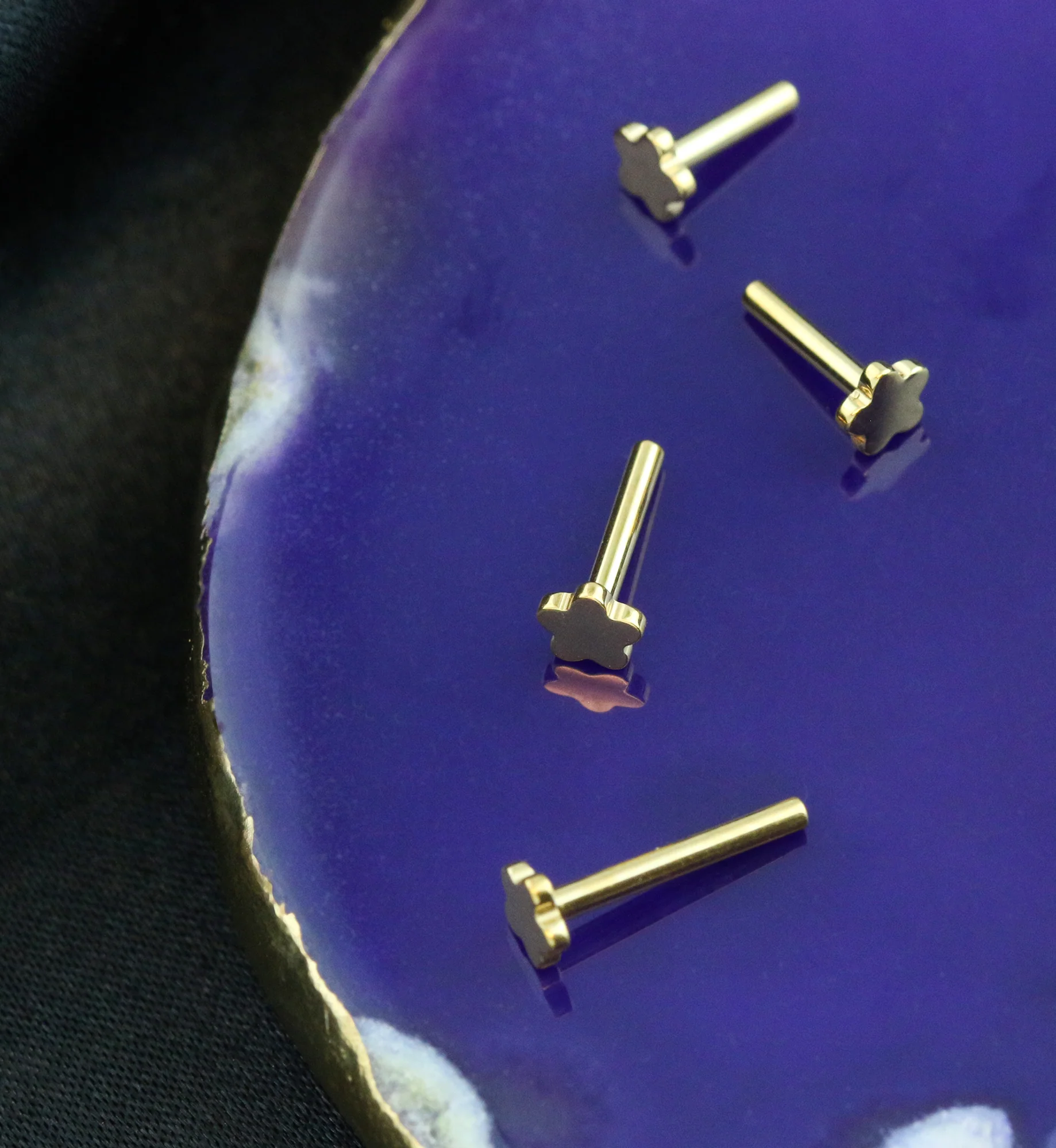 Gold PVD Internally Threaded Titanium Flower Back Labret (Post Only) - Mrs Treak