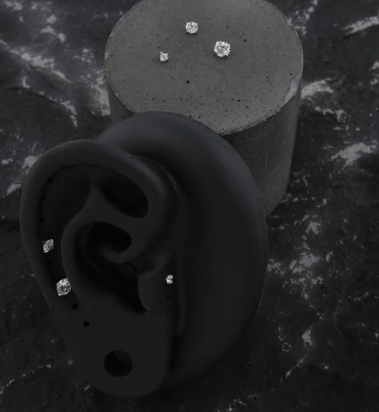 Prong Clear CZ Stainless Steel Internally Threaded Top - Mrs Treak