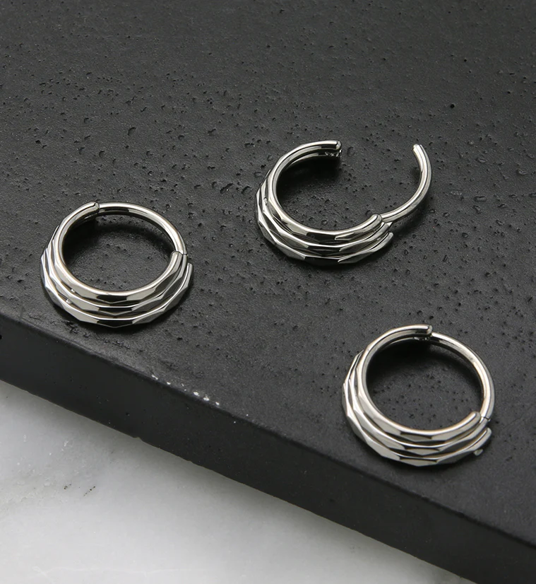Stacked Verge Titanium Hinged Segment Ring - Mrs Treak