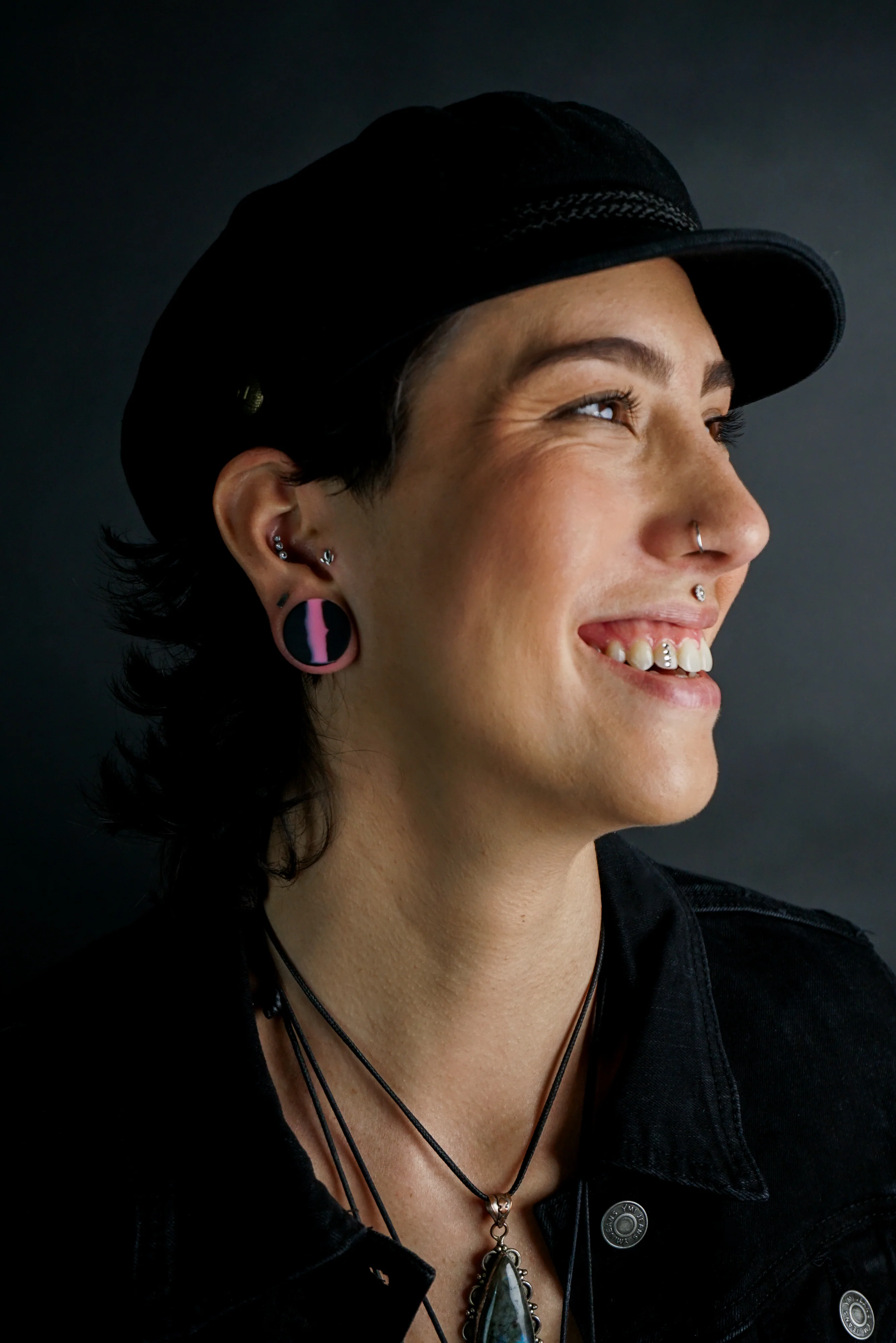 Pink And Black Double Flare Silicone Plugs - Mrs Treak