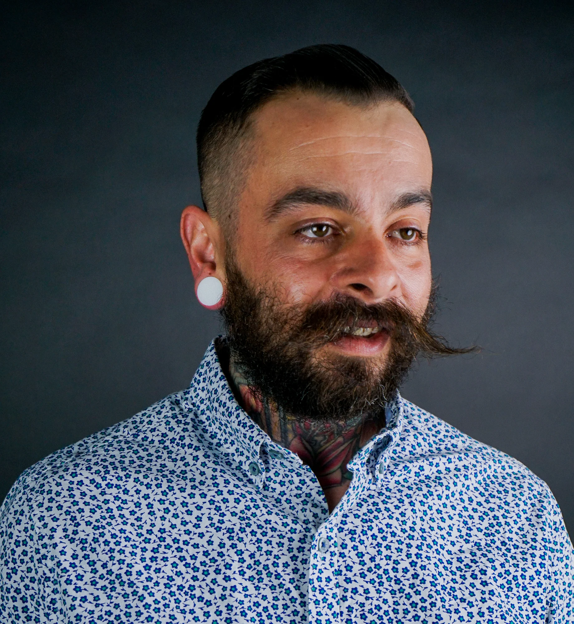 Double Flare Matte White Silicone Plugs - Mrs Treak