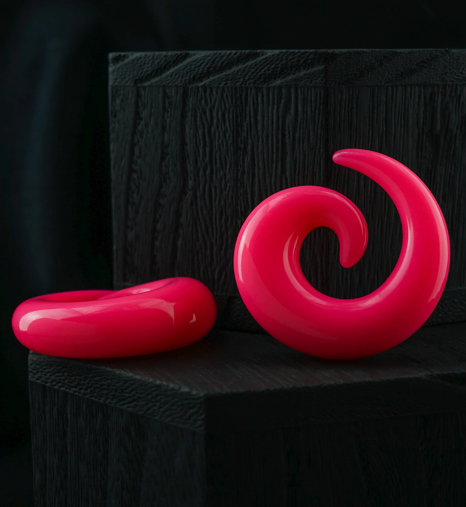 Hot Pink Acrylic Spirals - Mrs Treak