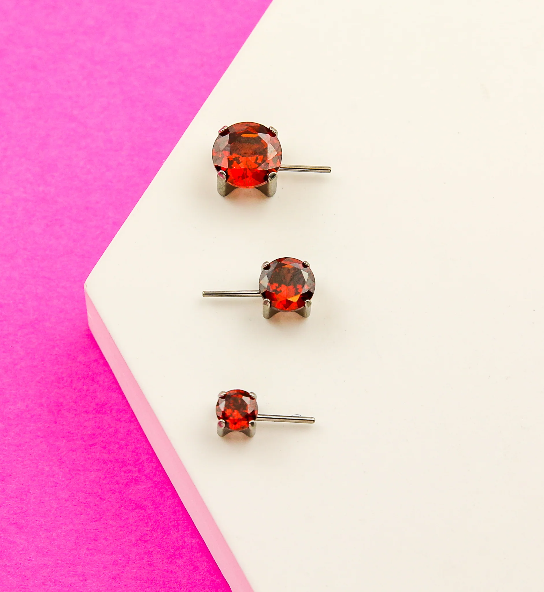 Forward Facing Prong Red CZ Titanium Threadless Top - Mrs Treak