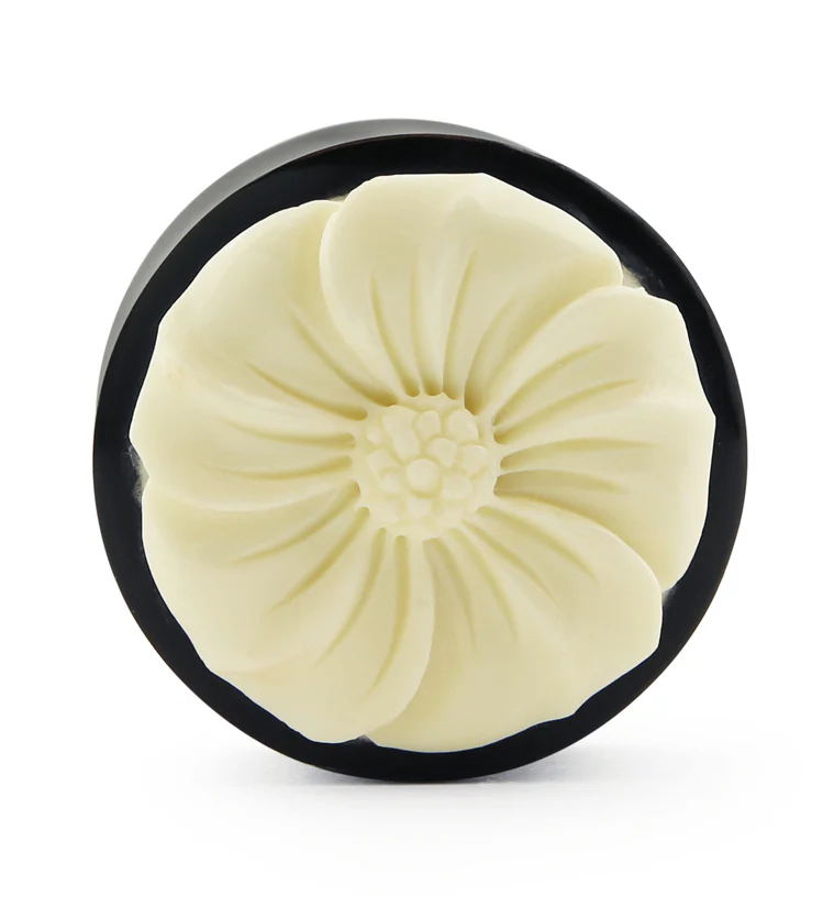 Horn Plugs With Carved Gardenia Flower Bone Inlay - Mrs Treak
