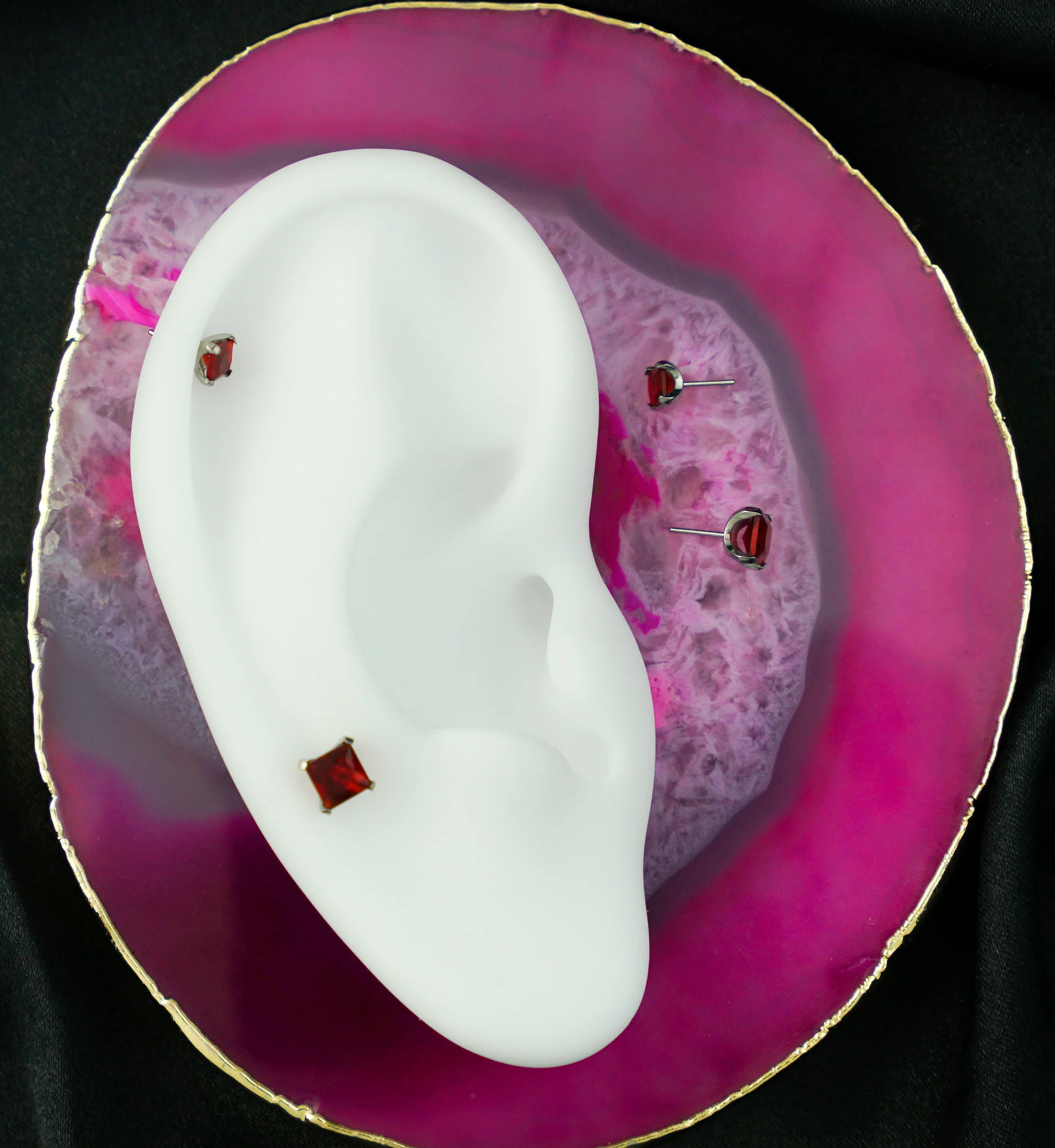 Rhombus Red CZ Threadless Titanium Top - Mrs Treak