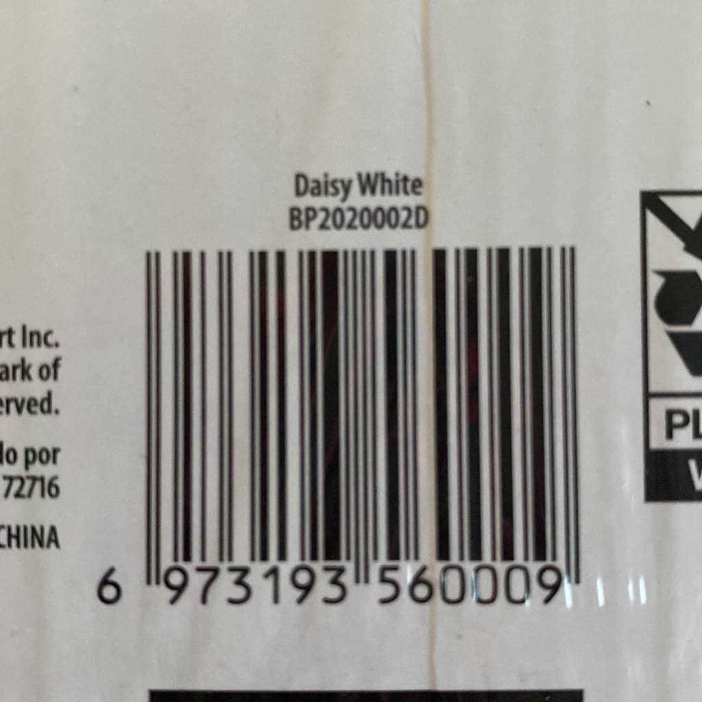 Mainstays Elongated Plastic Toilet Seat - MT - Mrs Treak