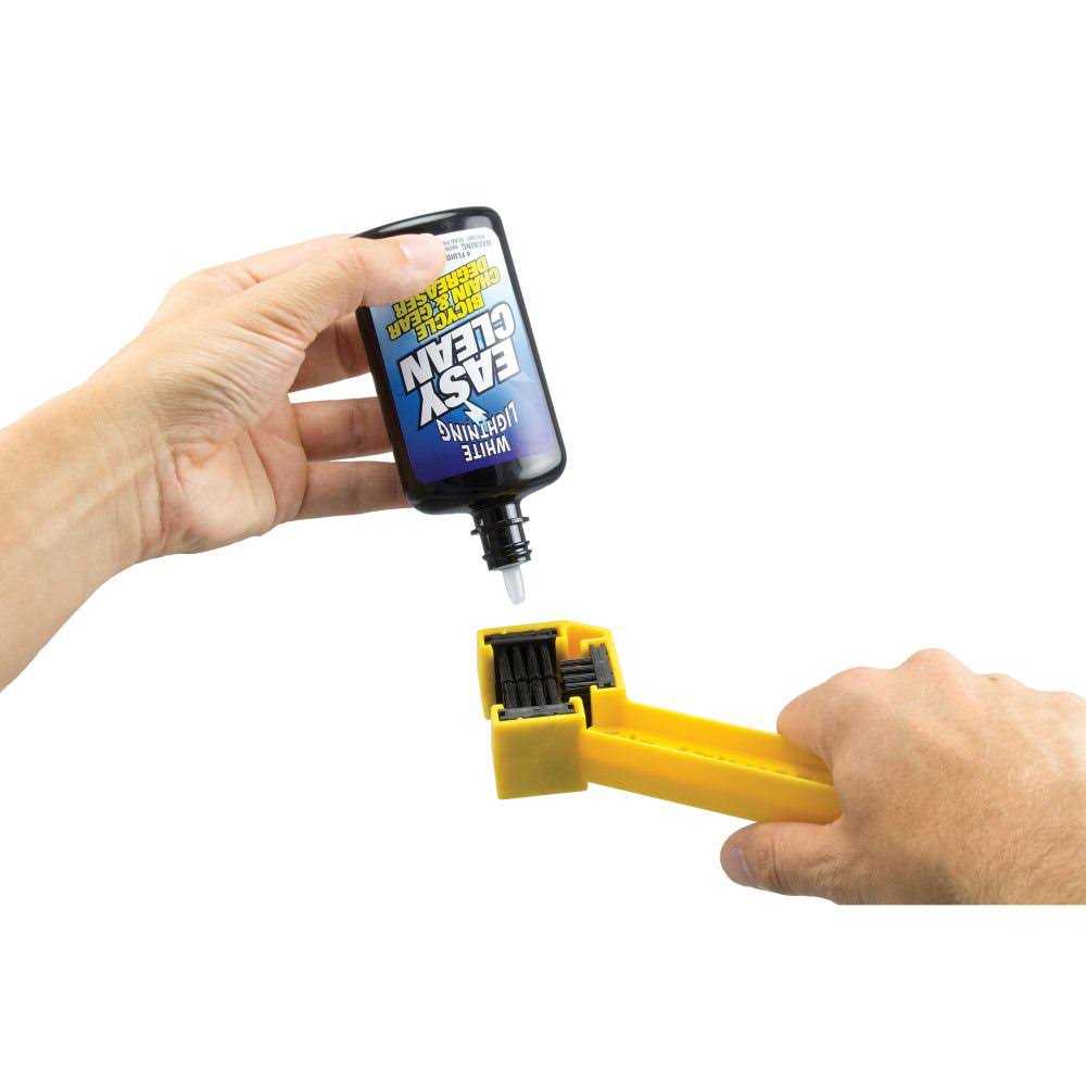 White Lightning 3006 Quick Dry White Paintable Latex Caulk - MT - Mrs Treak