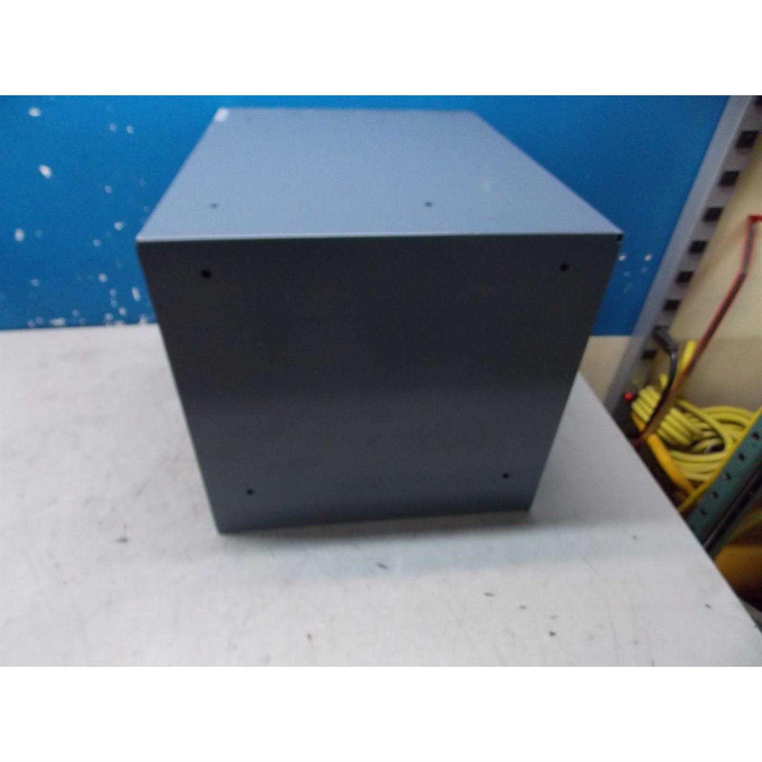 Dureidos Peel and Stick Floor Tile, 35in×6in, Natural Grey Wood Grain Look, Self Adhesive and Waterproof for Transfer Bathroom - MT - Mrs Treak