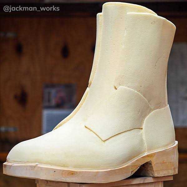 TotalBoat 2 Part Polyurethane Expanding Flotation Foam 2 lb Density - MT - Mrs Treak