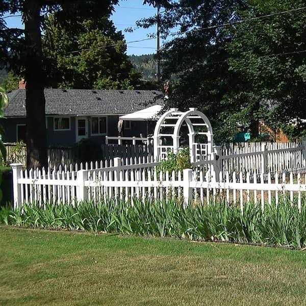 Weatherables Plymouth 5 ft. H x 8 ft. W White Vinyl Picket Fence Panel Kit - MT - Mrs Treak