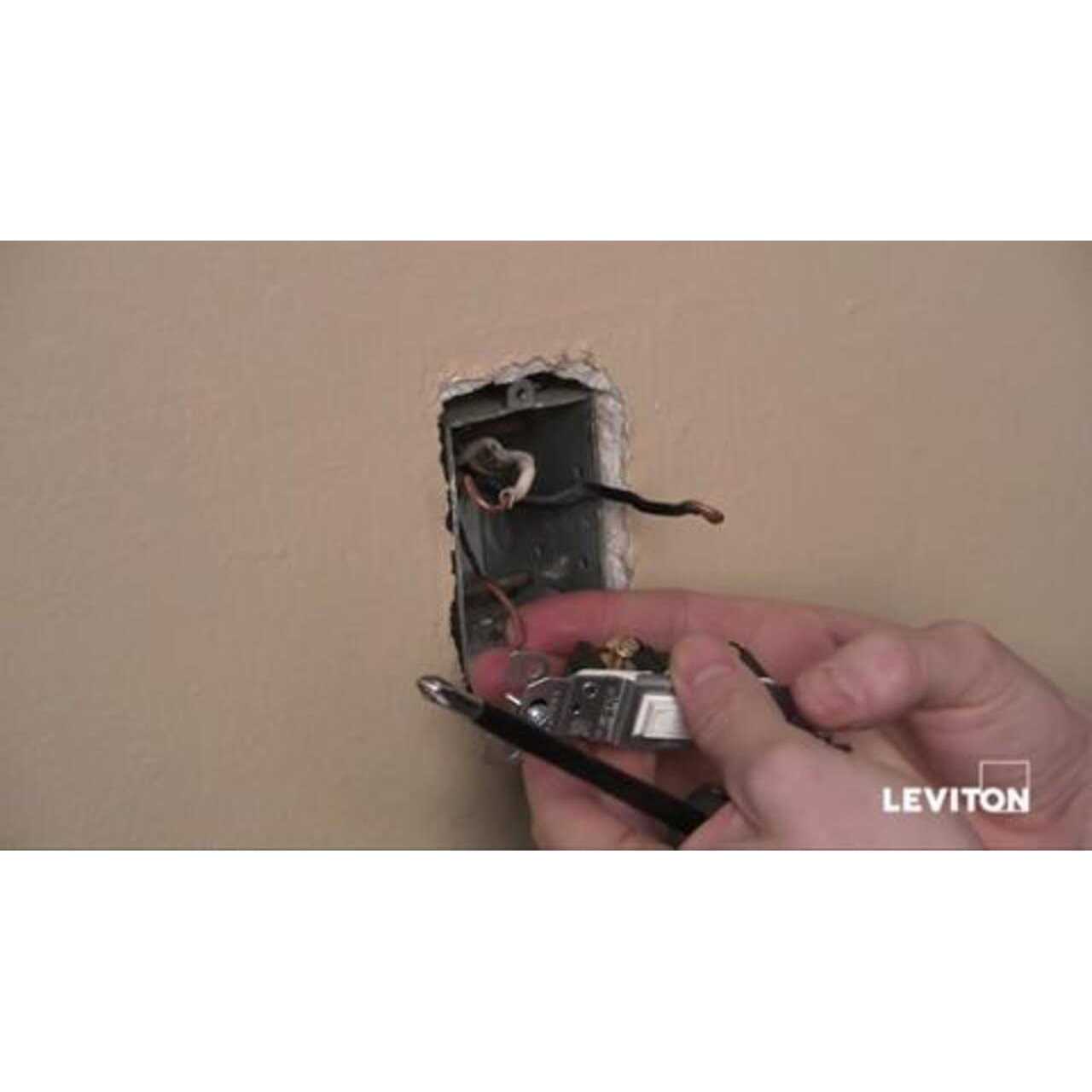 Leviton 20 Amp Double-Pole Toggle Switch Industrial 1286 - MT - Mrs Treak