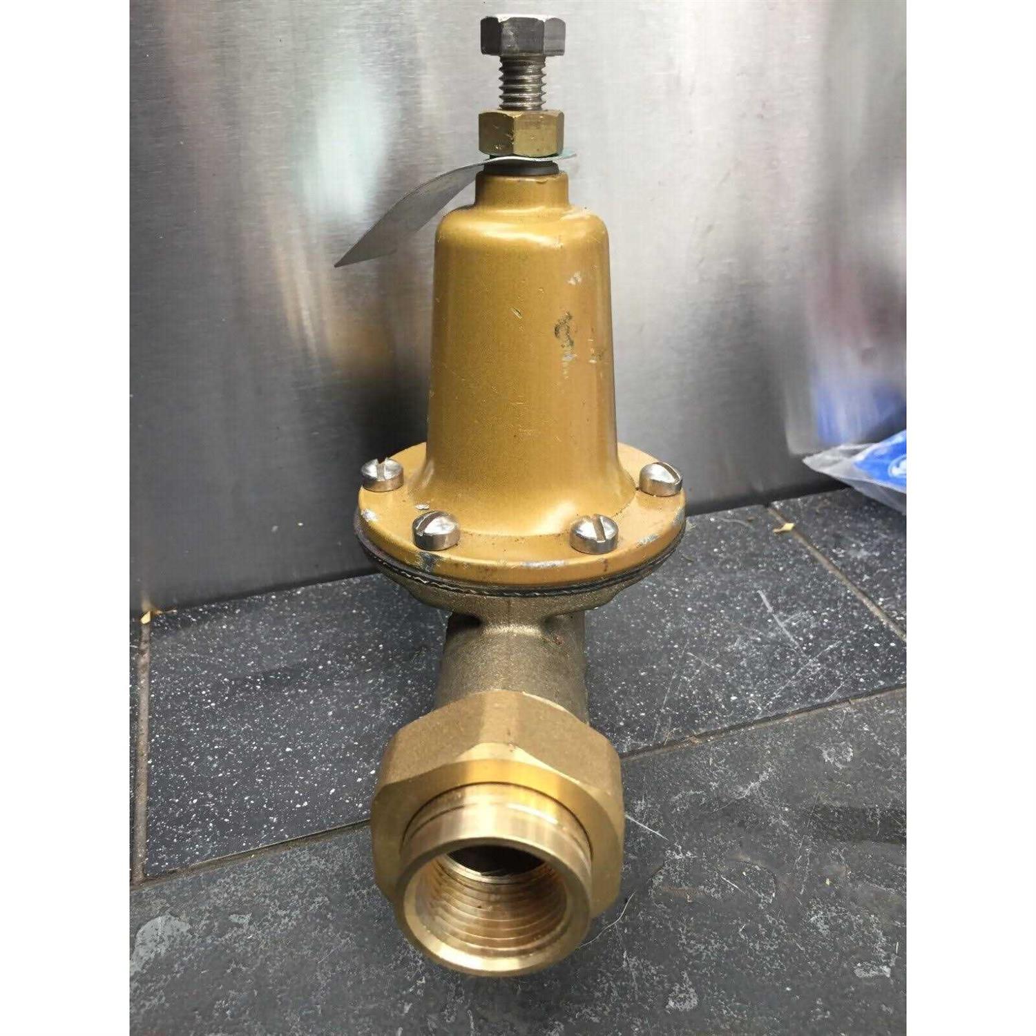 Watts Water Pressure Reducing Valve 0009589 - MT - Mrs Treak