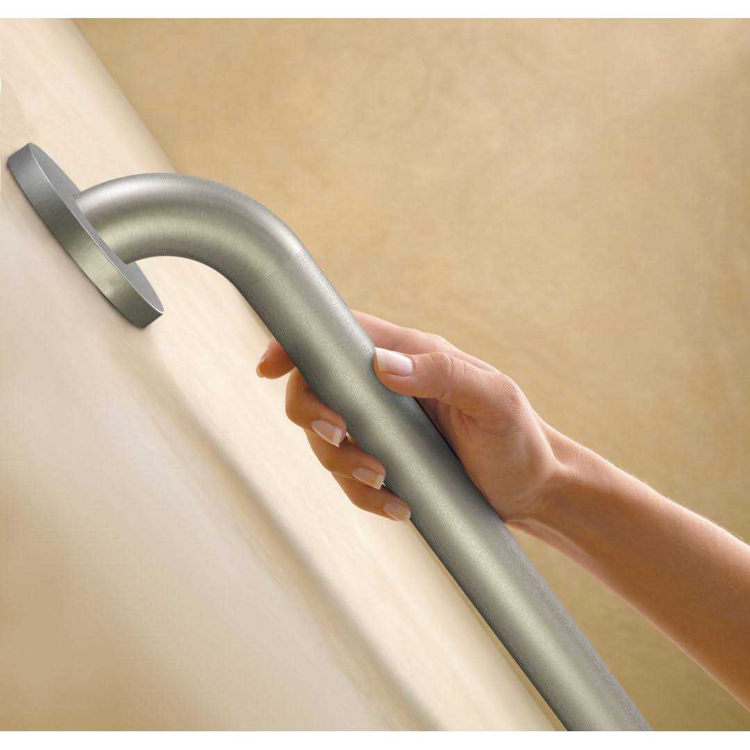 Moen R8718PB Grab Bar - MT - Mrs Treak
