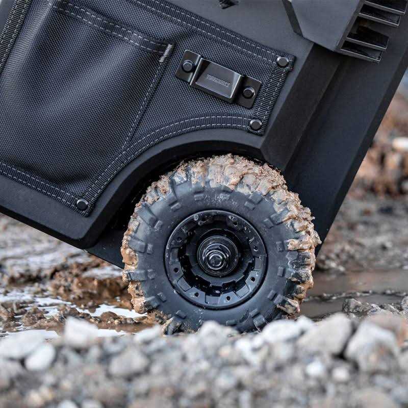 Toughbuilt XL Rolling Massive Mouth 18 Tool Bag in Black - MT - Mrs Treak