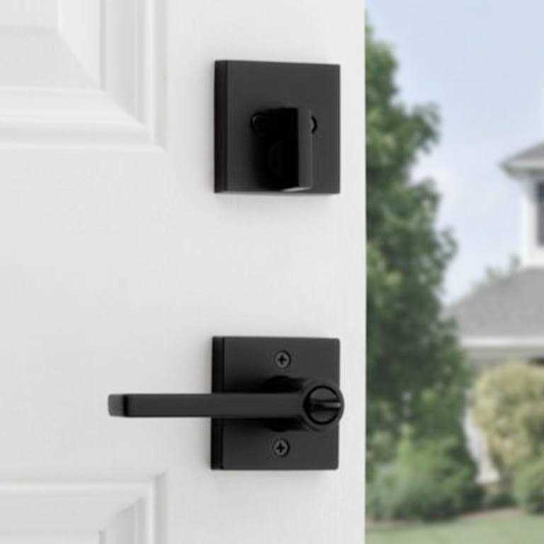 Kwikset Halifax Lever and Single Cylinder Deadbolt - MT - Mrs Treak