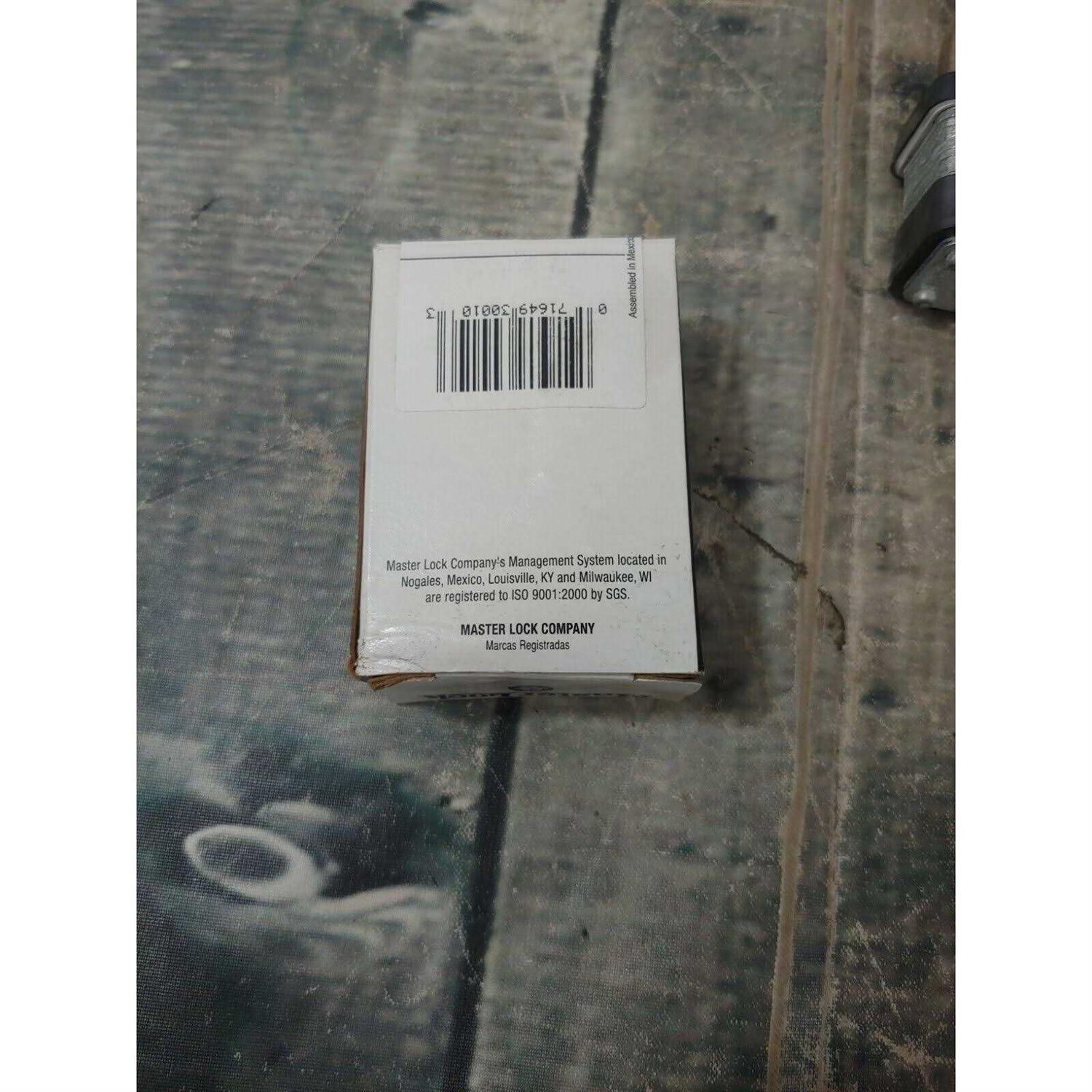 Master Lock Keyed Padlock 6121LJ - MT - Mrs Treak