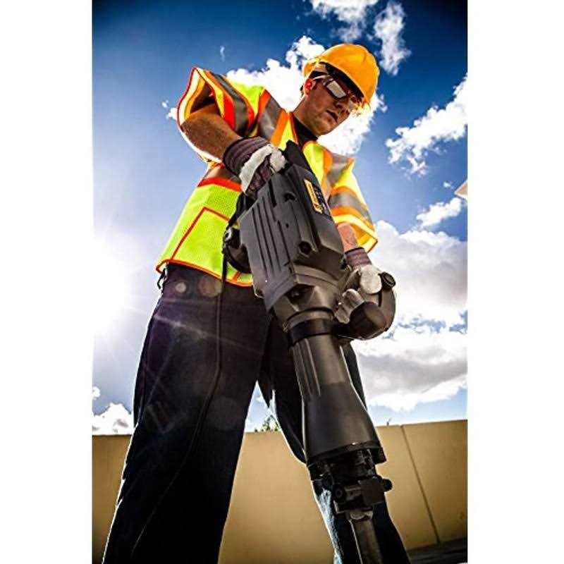 TR Industrial 11 Amp 31 lbs. Demolition Jack Hammer with Point, Flat and Spade Chisels - MT - Mrs Treak