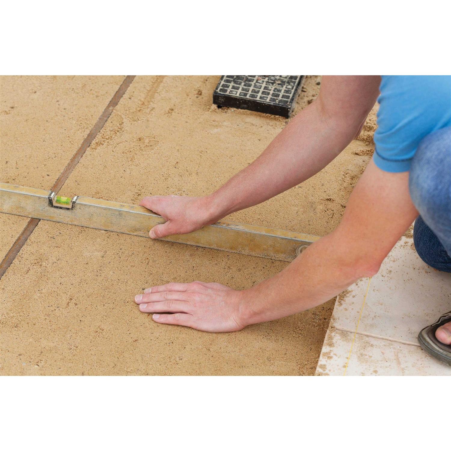 Kolor Scape 0.5 cu. ft. Drainage Rock 337500075 - MT - Mrs Treak