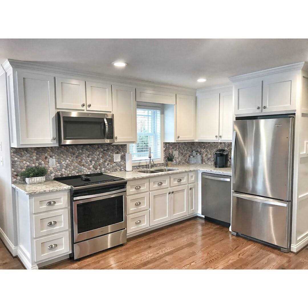 Tile Connection Classic Pebble Tile 11-1/4 in. x 11-1/4 in. x Mesh-Mounted Mosaic Tile - MT - Mrs Treak