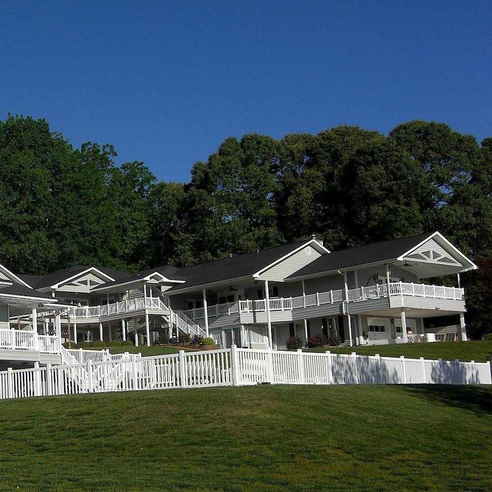 Weatherables H x 8 ft. W - MT - Mrs Treak