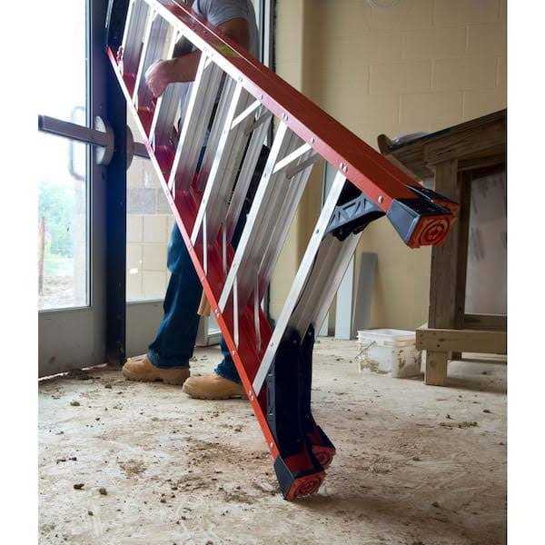 Werner Heavy Duty Fiberglass Step Ladder - MT - Mrs Treak
