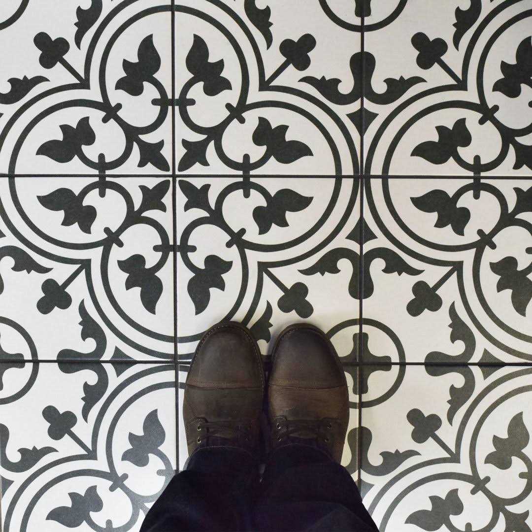 EliteTile Godfrey 10 x 10 Porcelain Field Tile - MT - Mrs Treak