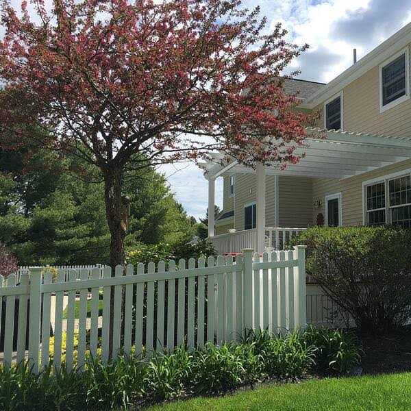 Weatherables Pembroke H White Vinyl Privacy Fence Gate Kit - MT - Mrs Treak