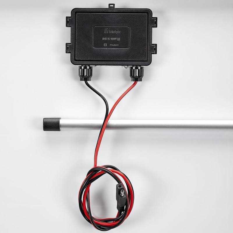 Thunderbolt Solar 1.5 Watt Solar Battery Maintainer - MT - Mrs Treak