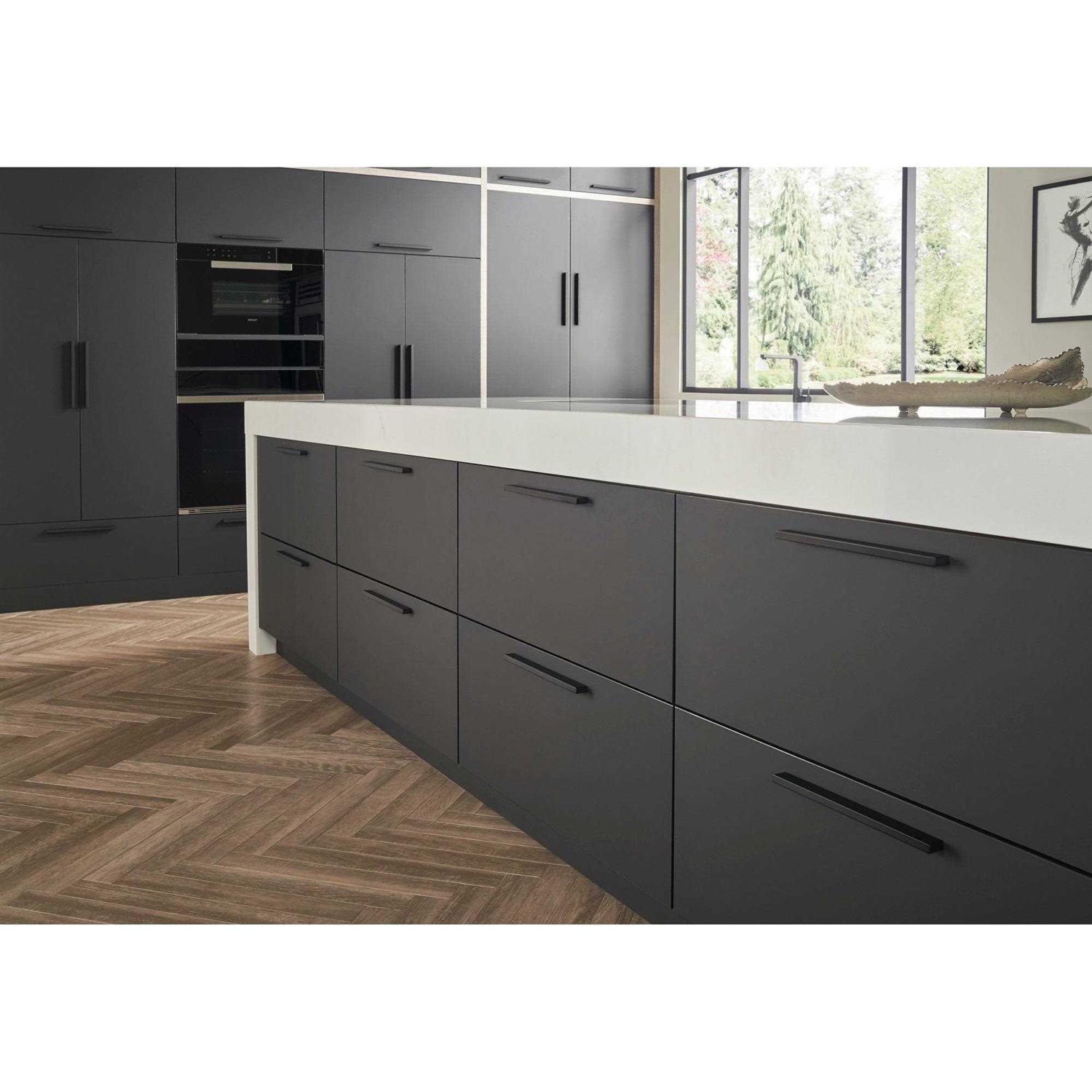 Top Knobs Modern Metro Pull 5 TK251BLK - MT - Mrs Treak