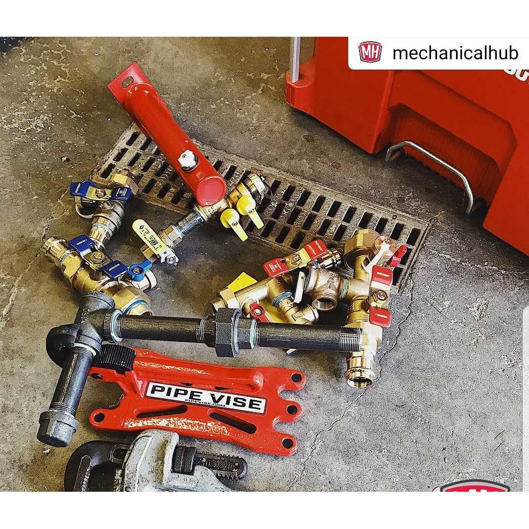 Pipe Vise APV01 The Bigfoot Ultralight Aluminum Pipe Vise - MT - Mrs Treak