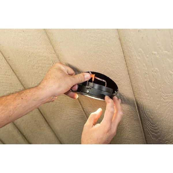 Trex RainEscape Soffit Light - MT - Mrs Treak