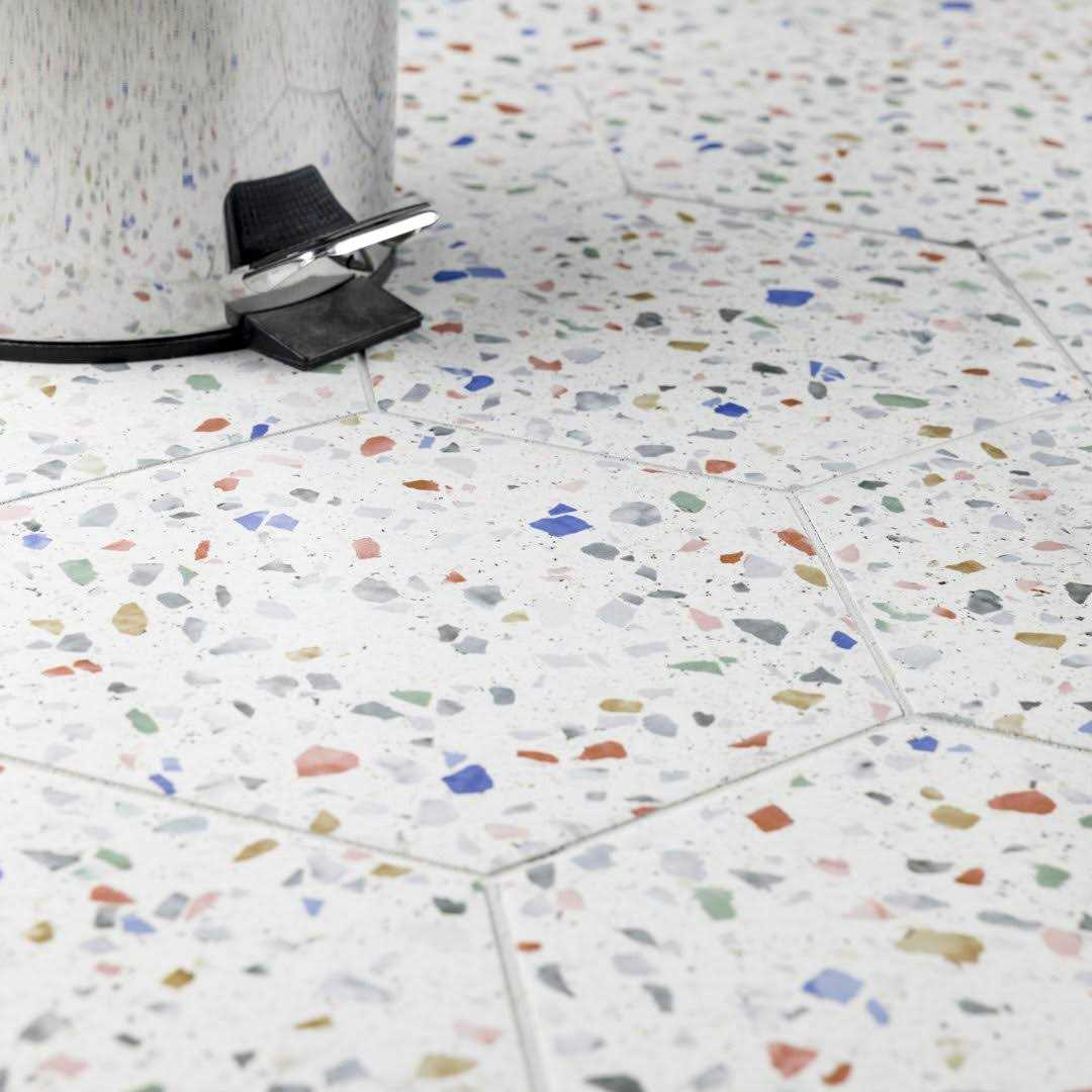 Venetian Slim High Polish Brass Zippo Lighter - MT - Mrs Treak