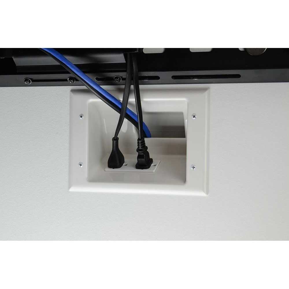 DataComm 45-0017-WH Split Plate with Flexible Opening - MT - Mrs Treak