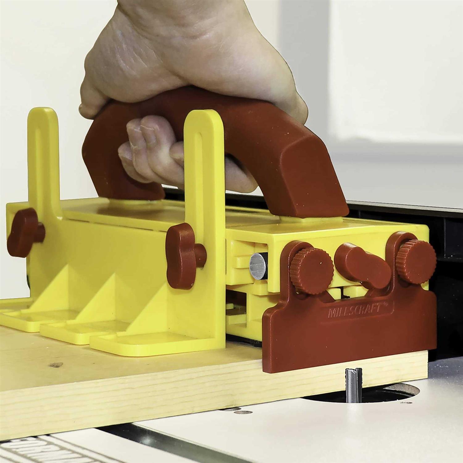 Milescraft 2220 Cornerchisel Spring Loaded for Squaring Hinge Recesses - MT - Mrs Treak