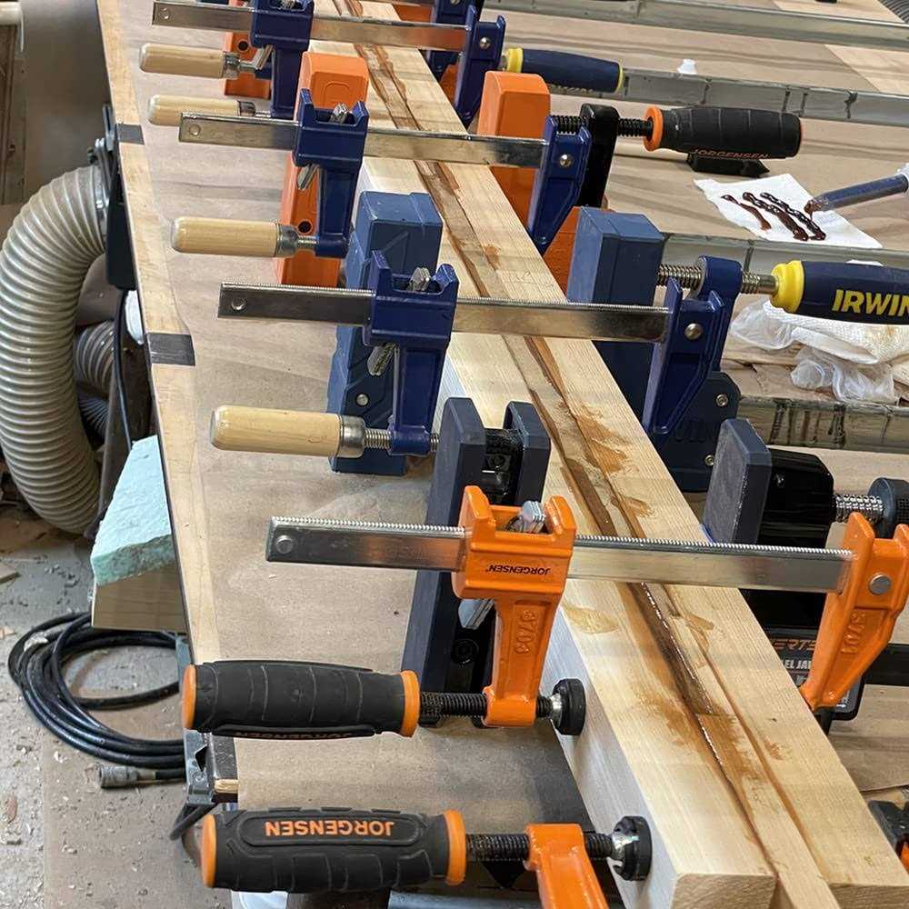 TotalBoat Danish Teak Sealer Marine Grade Wood Sealer Oil for Boat Decks, Trim and Indoor & Outdoor Teak Furniture - MT - Mrs Treak