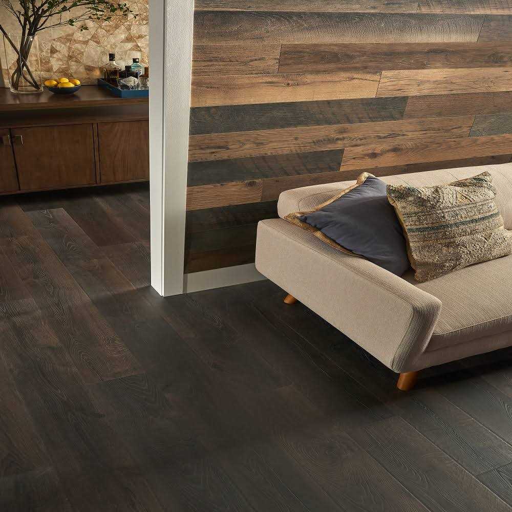 Pergo Portfolio + WetProtect Oak 10-mm T x Waterproof Wood Plank Laminate Flooring - MT - Mrs Treak