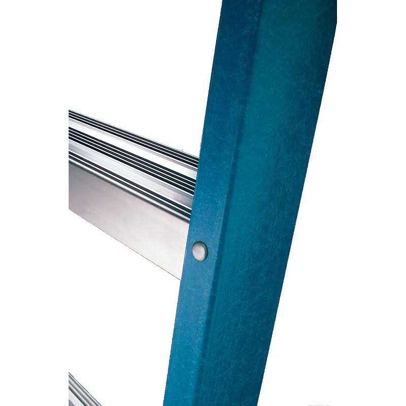 Werner Fiberglass Step Ladder - MT - Mrs Treak