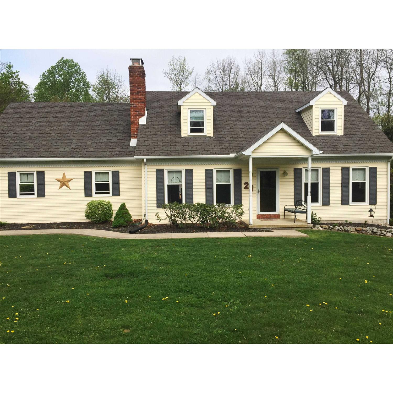 Ekena Millwork Lifetime Vinyl LL1S12X04300BL Standard Cathedral Top Center Mullion - MT - Mrs Treak