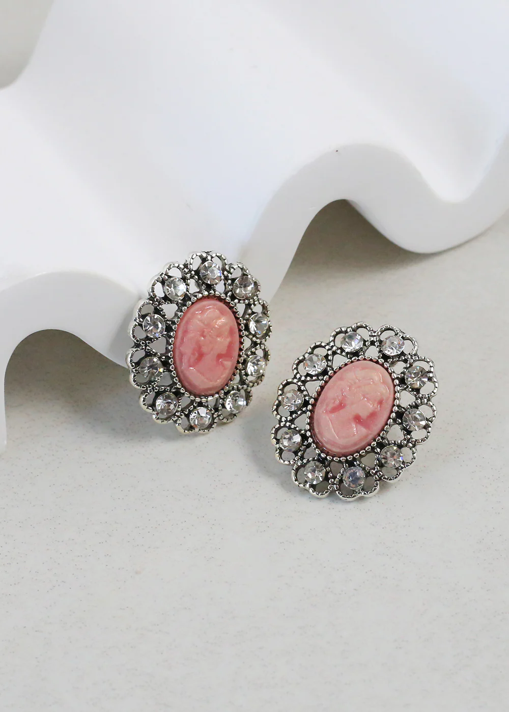 Vintage-Inspired Cameo Earrings - Mrs Treak