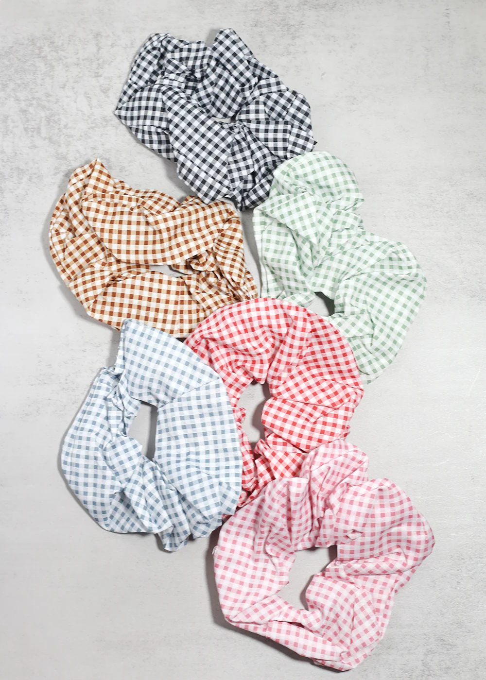 Gingham Large Scrunchie - Mrs Treak
