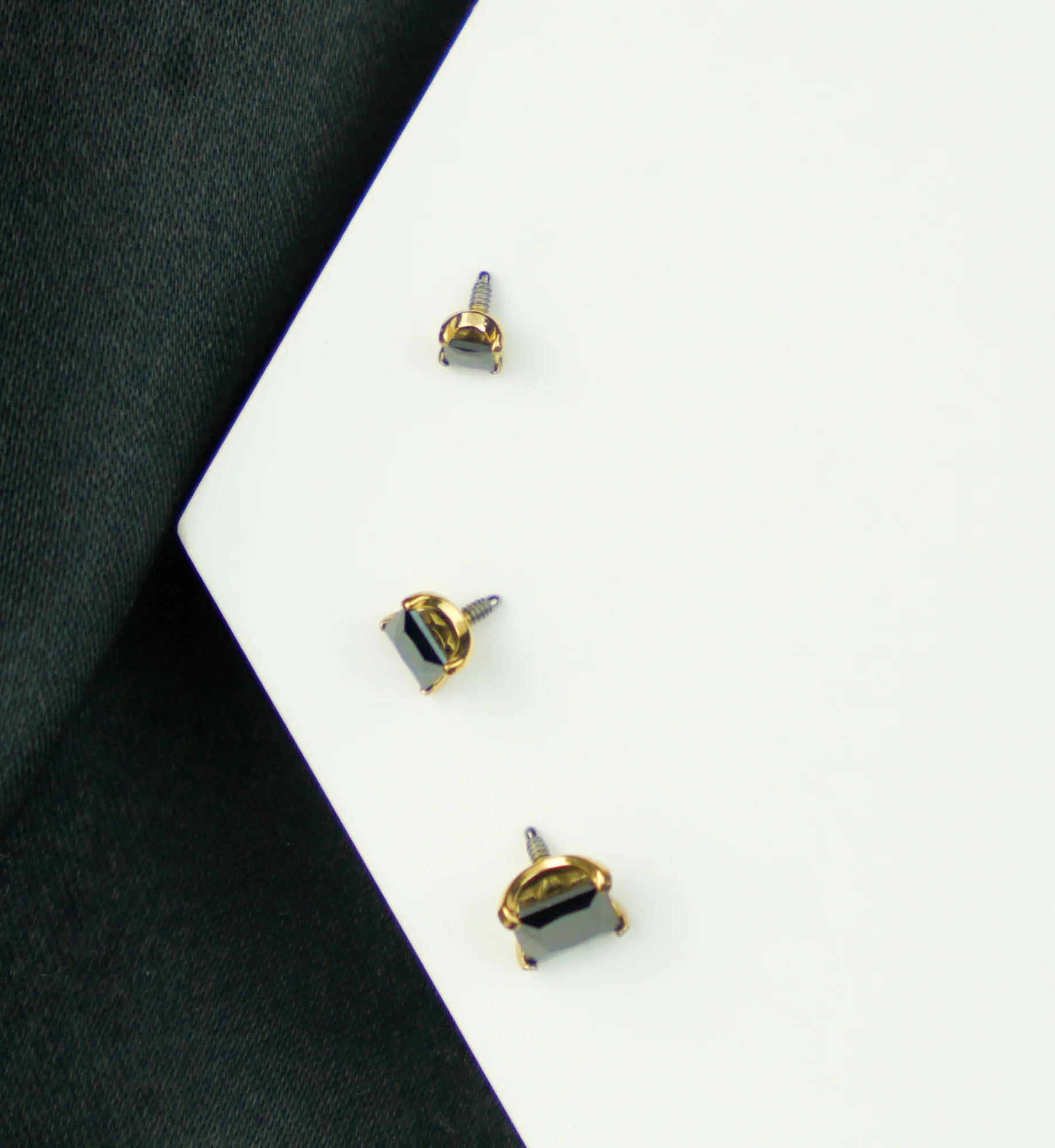 24kt Gold PVD Princess Black CZ Internally Threaded Titanium Top - Mrs Treak