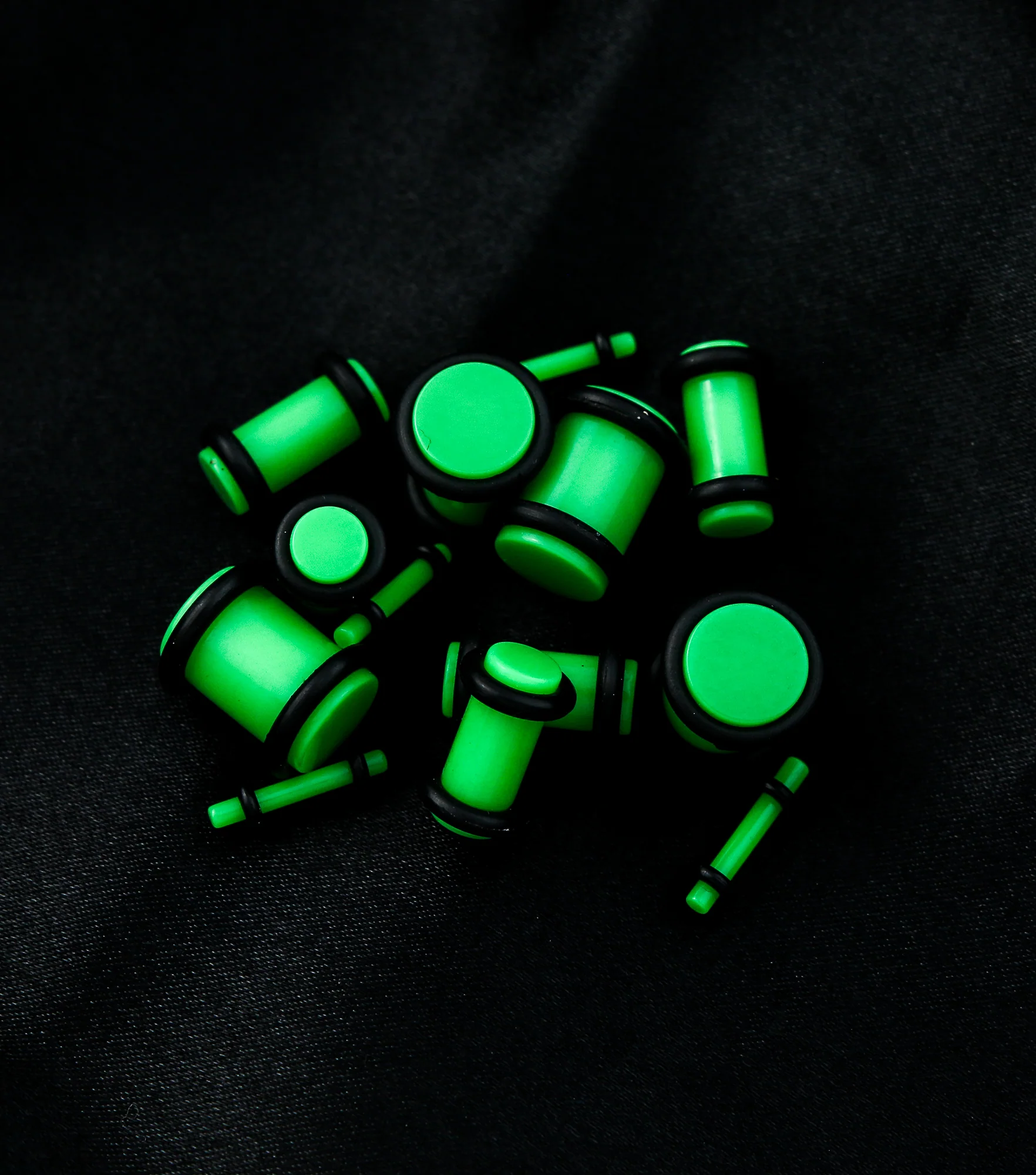 Green No Flare Acrylic Plugs - Mrs Treak