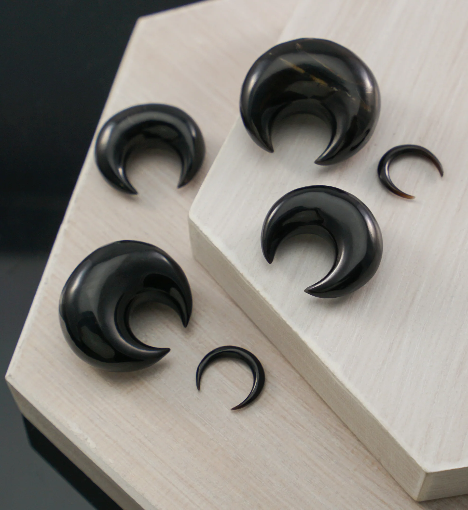 Horn Septum Pincher - Mrs Treak