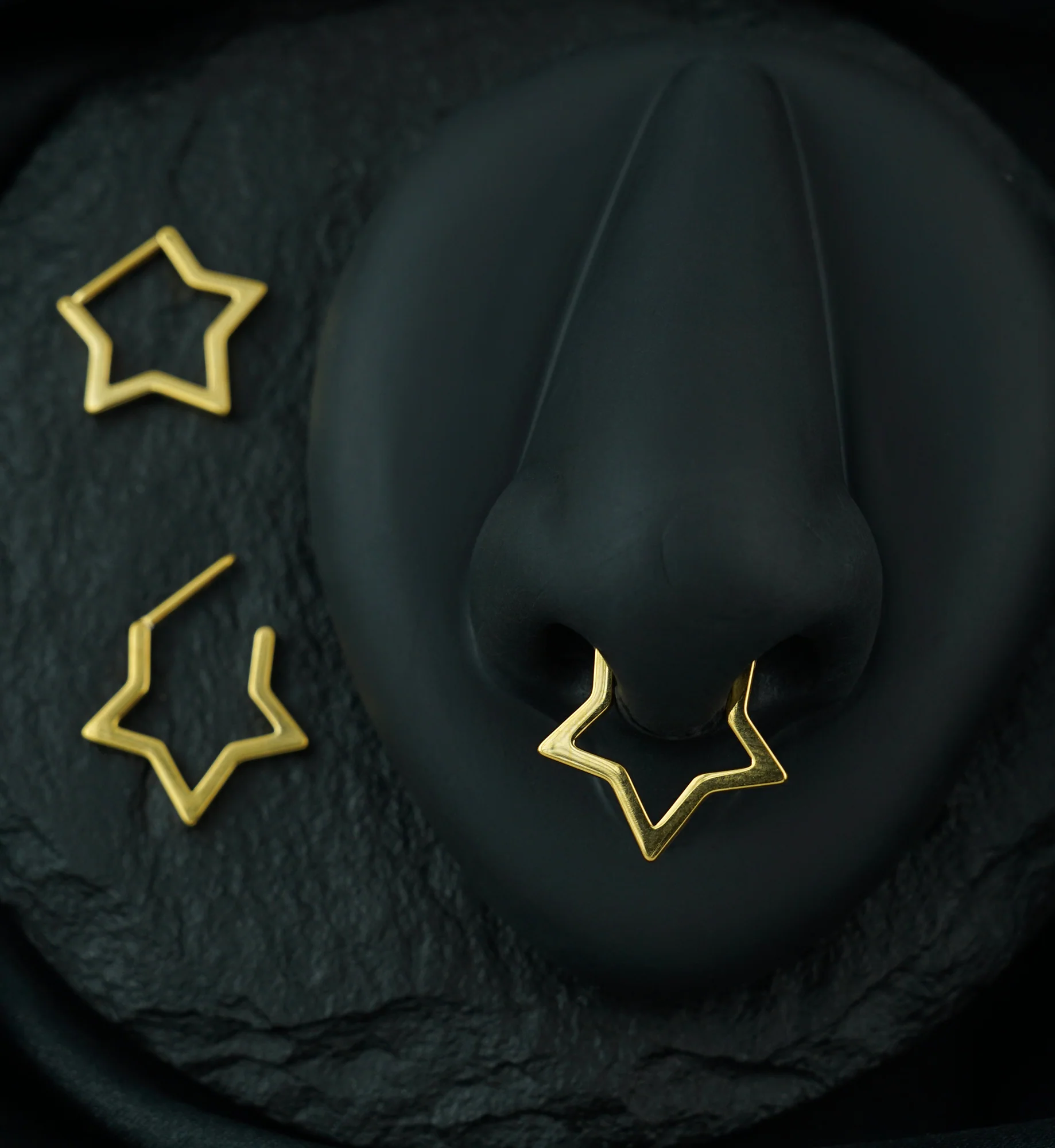 Gold PVD Star Outline Straight Bar Titanium Hinged Segment Ring - Mrs Treak