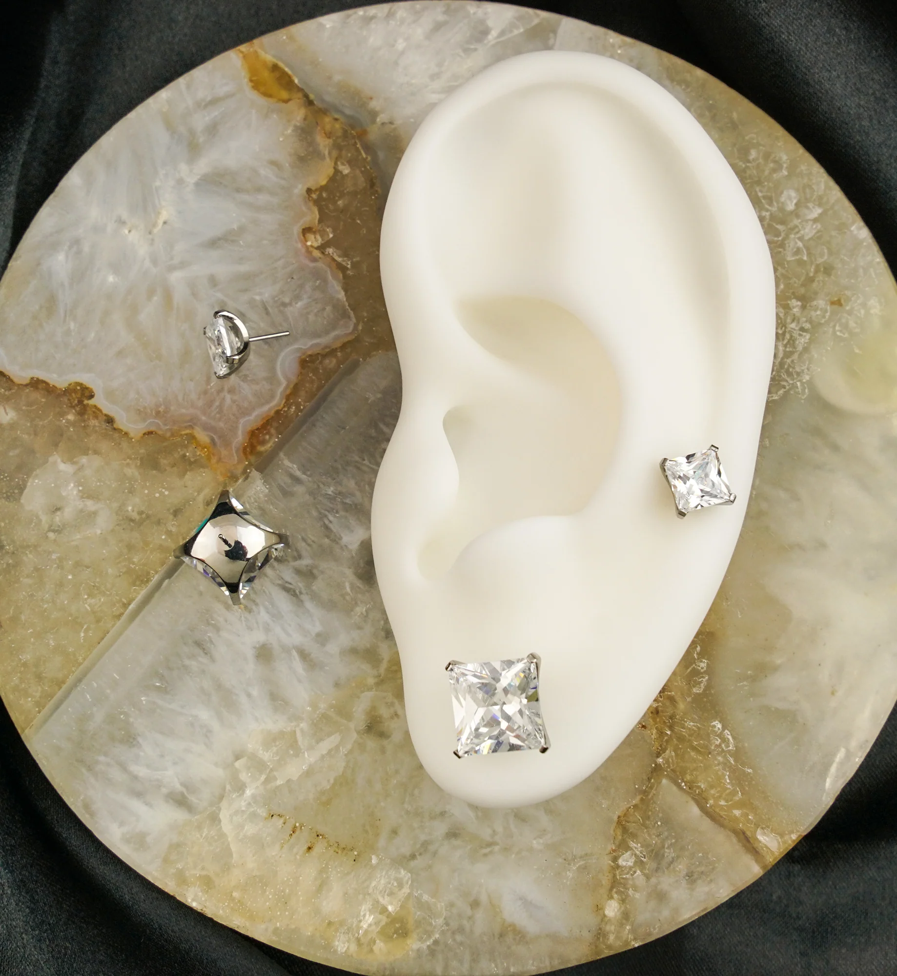 Princess Clear CZ Flat Base Threadless Titanium Top - Mrs Treak