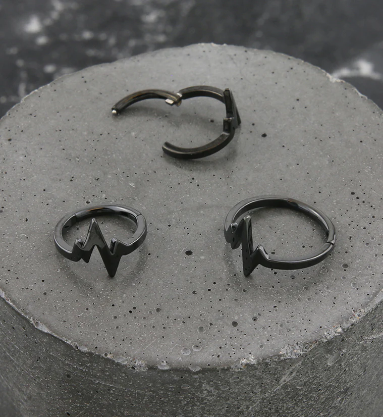 Black PVD Pulse Stainless Steel Hinged Segment Ring - Mrs Treak