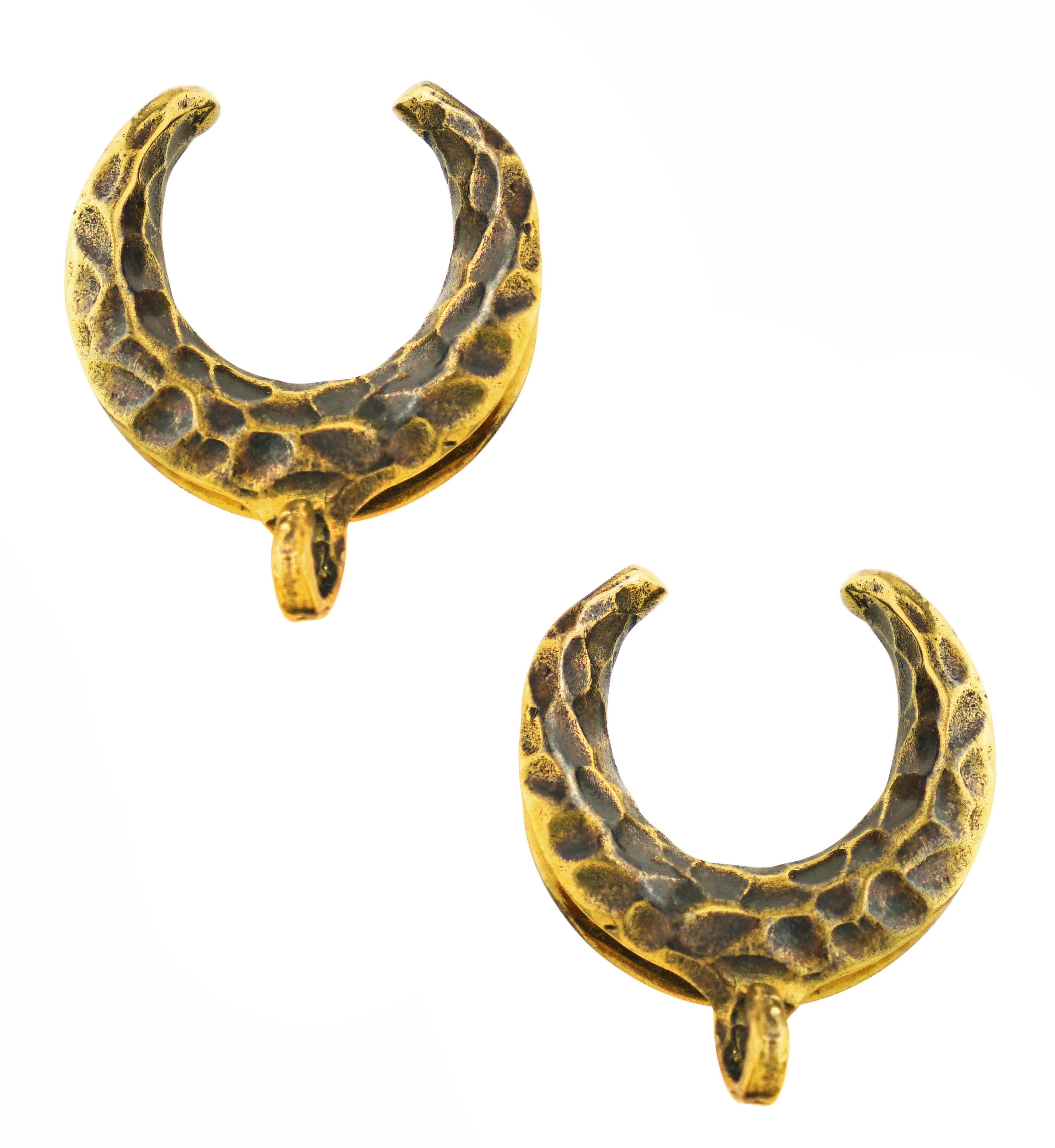 Hammered Brass Saddles With Hook - Mrs Treak