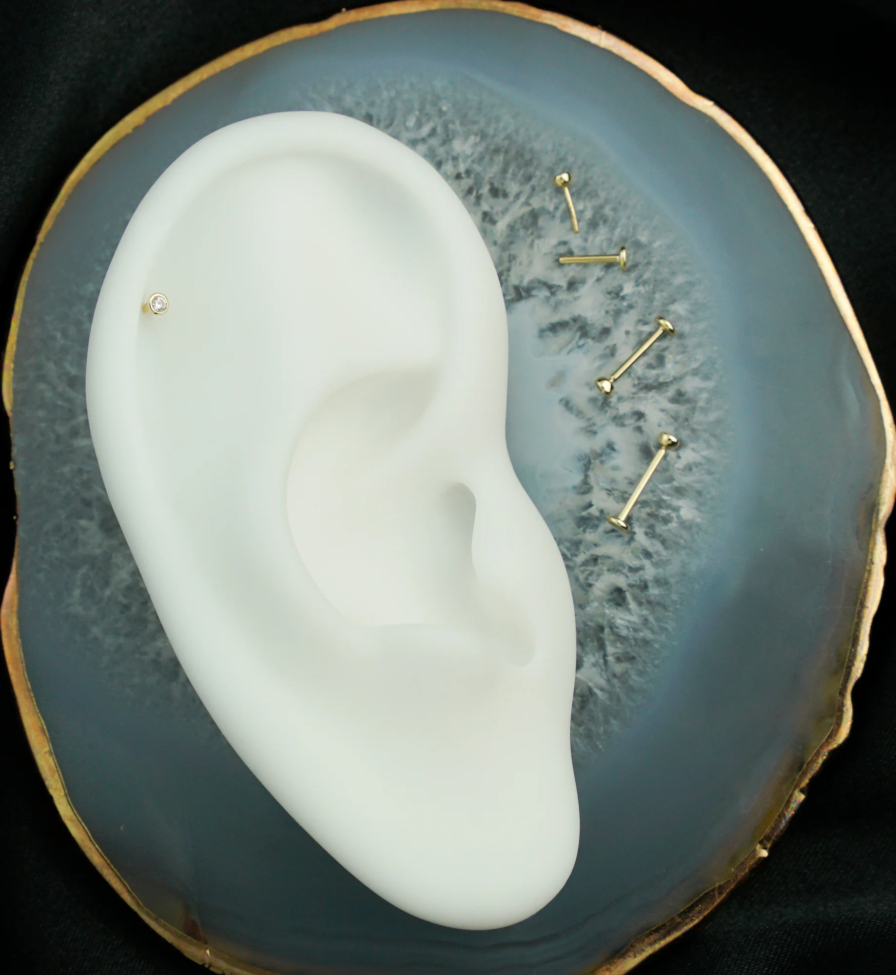 14kt Gold Bezel Clear CZ Threadless Labret - Mrs Treak