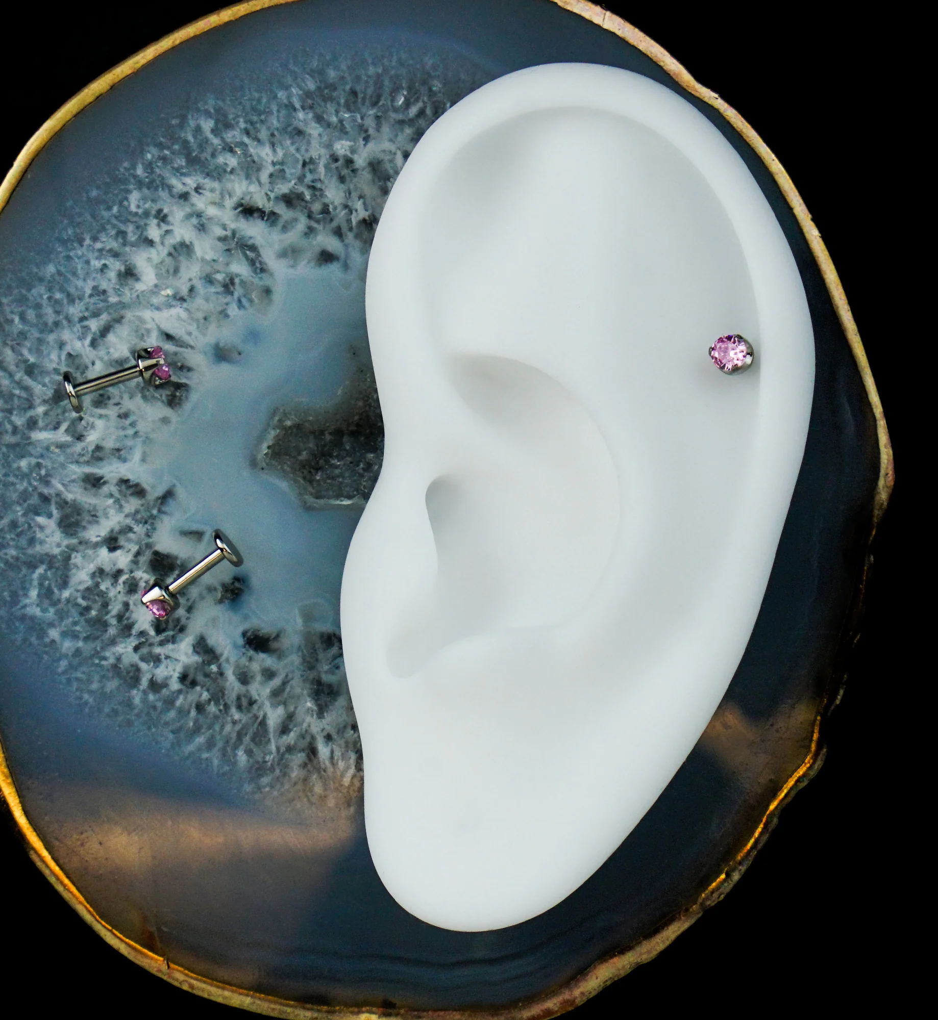 Flat Back Prong Pink CZ Internally Threaded Titanium Labret - Mrs Treak